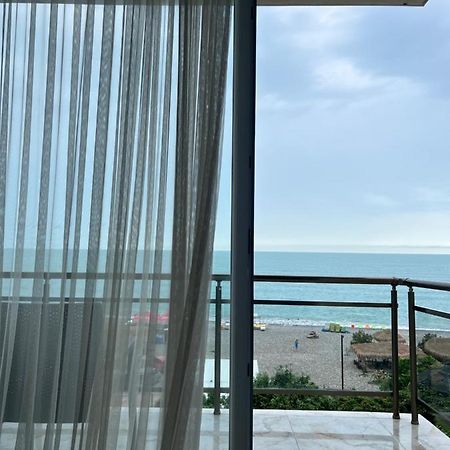 Sunshine Hotel Kvariati Bagian luar foto