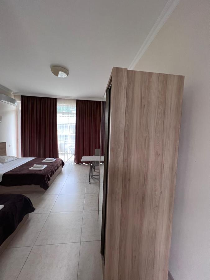 Sunshine Hotel Kvariati Bagian luar foto