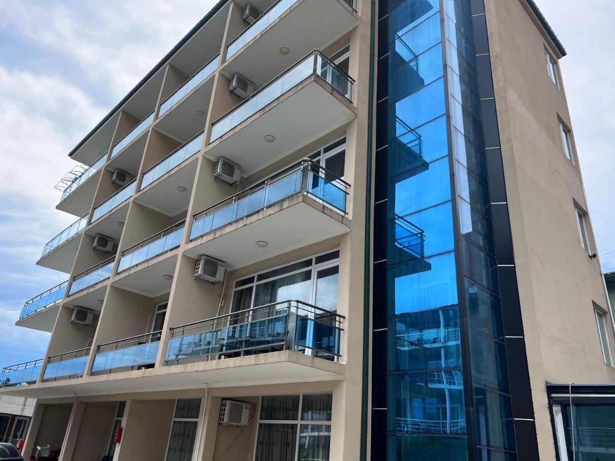 Sunshine Hotel Kvariati Bagian luar foto
