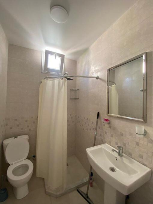 Sunshine Hotel Kvariati Bagian luar foto