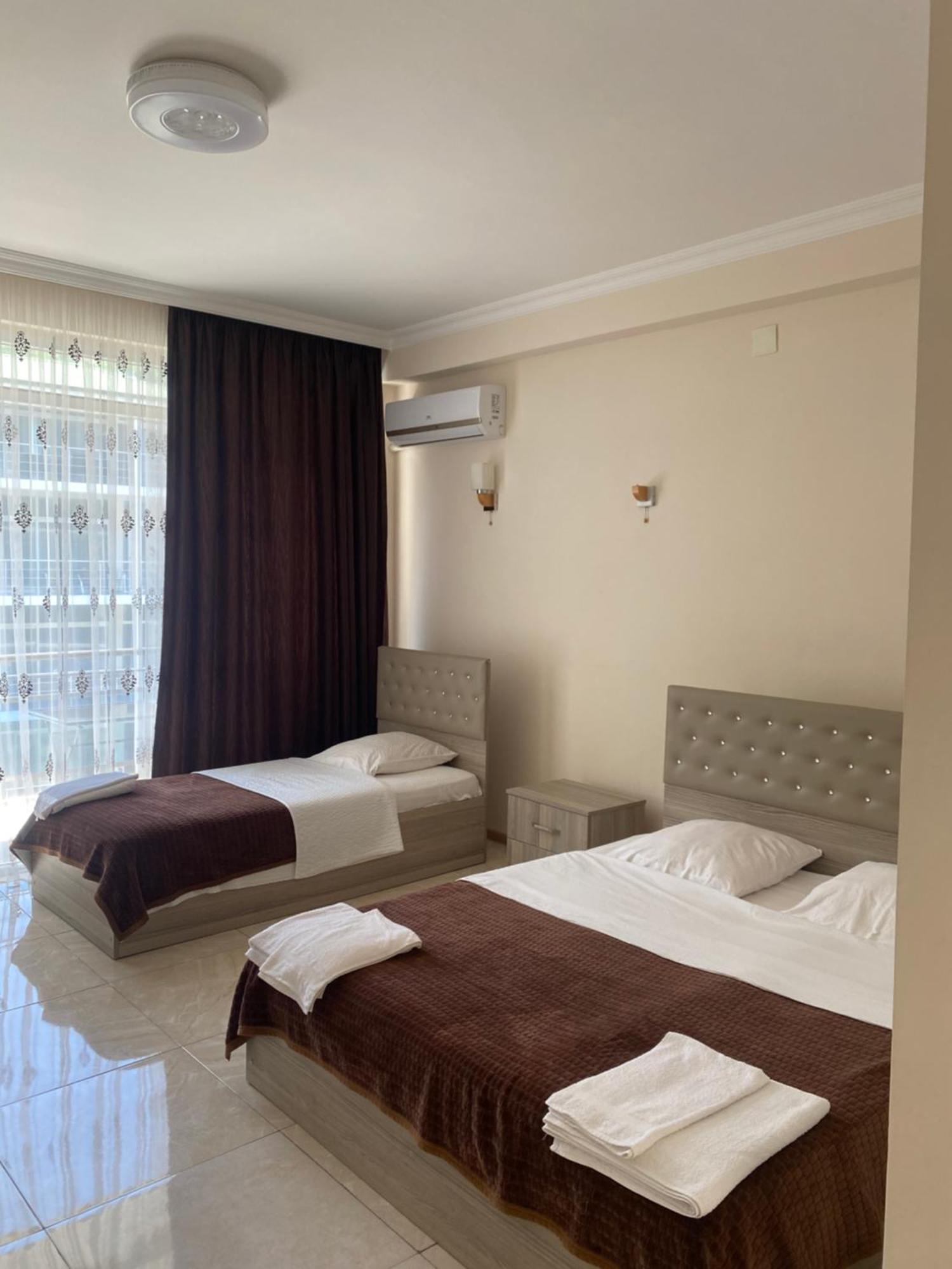 Sunshine Hotel Kvariati Bagian luar foto